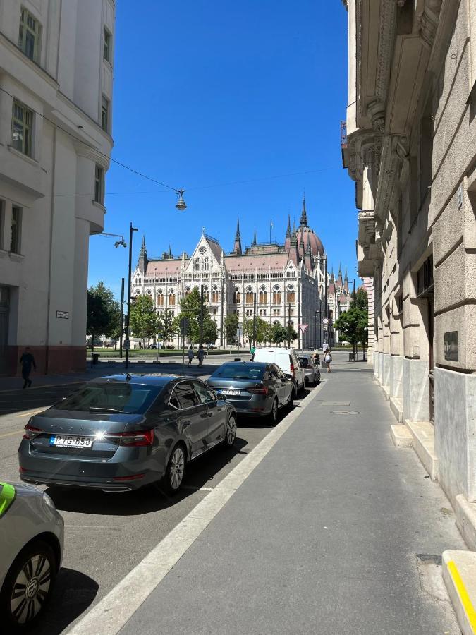 Academy Home - Elegant Place Next To The Parliament 布达佩斯 外观 照片
